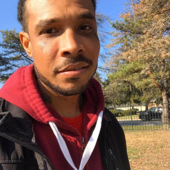 Meet your Posher, Tavaris - Picture 1 of 1